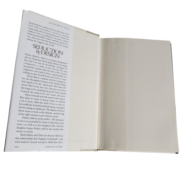 Sandra Brown Book Bundle A Kiss Remembered / Seduction by Design - Picture 9 of 14